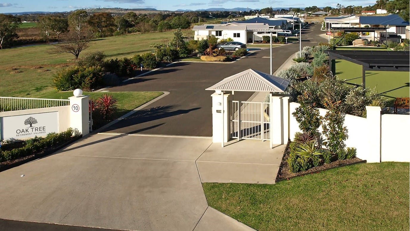 Queensland police seek retirement village construction site thieves