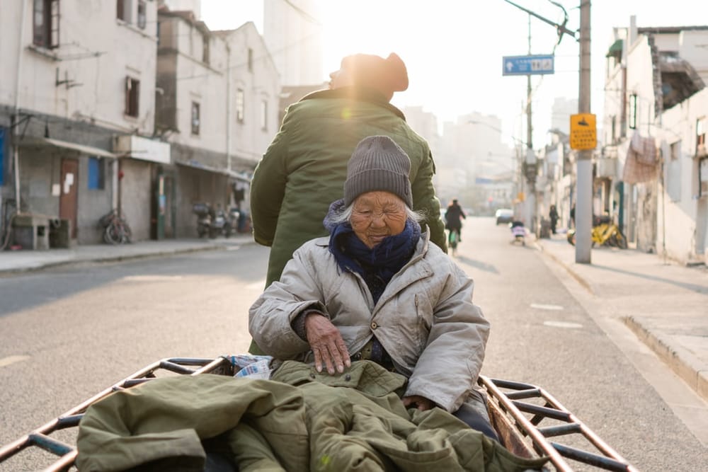 China relaxes rules to become elderly caregiver post image