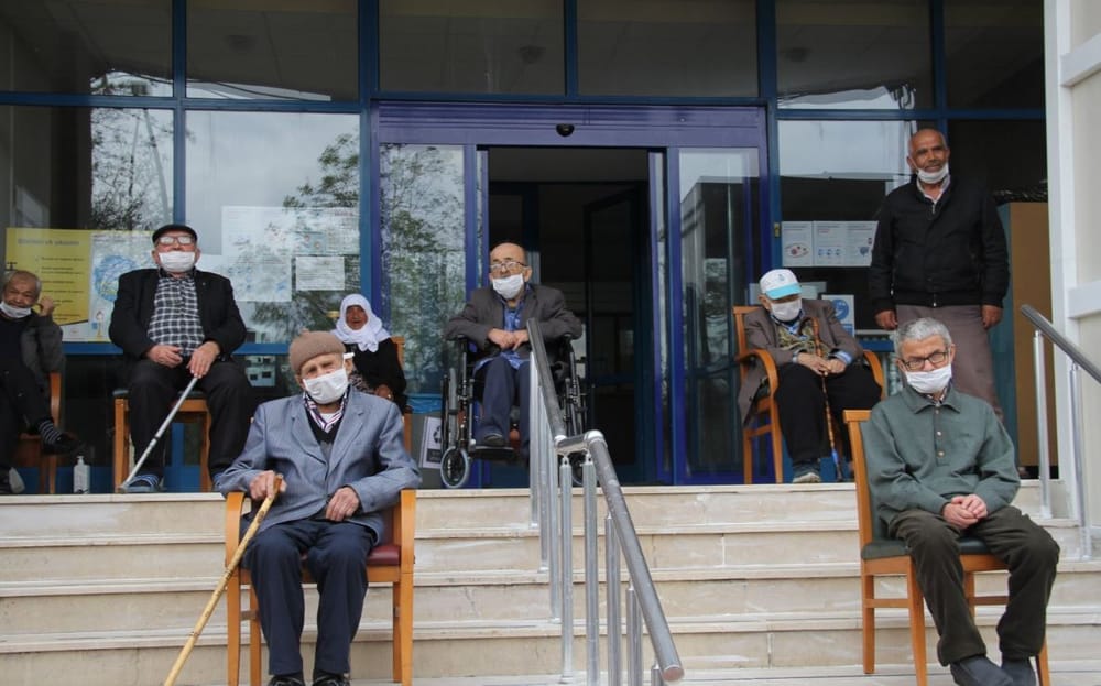 WHO praises Turkey’s efforts in tackling COVID-19 in nursing homes post image